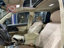 تۆیۆتا لاند کروزەر